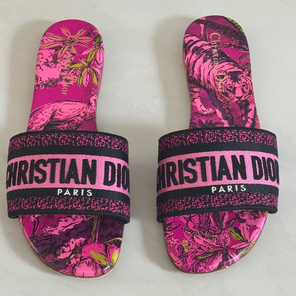 Christian Dior D way slides pink